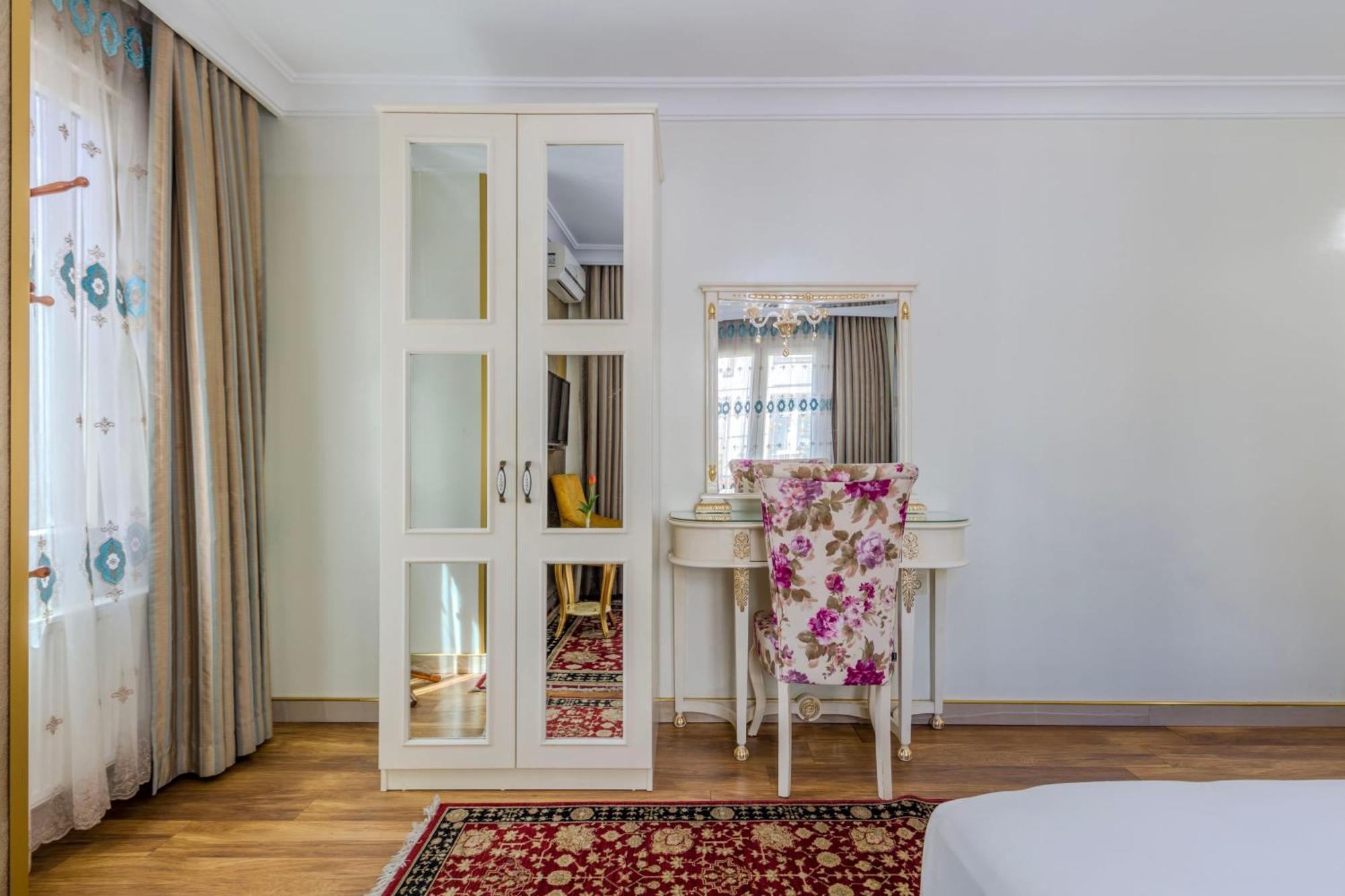 Lemis Suite Истанбул Екстериор снимка